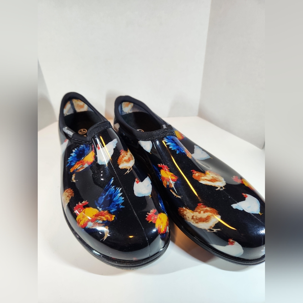Sloggers Womens Waterproof Garden Rooster Print Slip-On Shoes Size 8